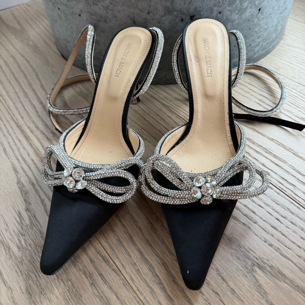 ICONIC MACH & MACH 40 MADE IN ITALY SATIN PUMP